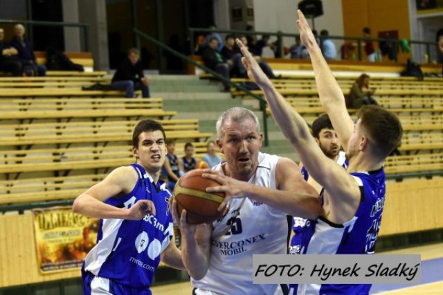 Jedeme do Brna bojovat o play off!